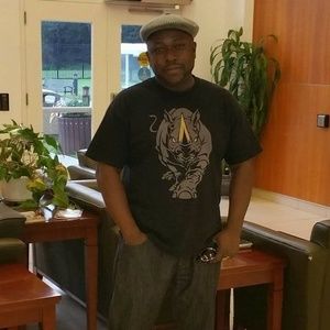 Meet your Posher, Charles